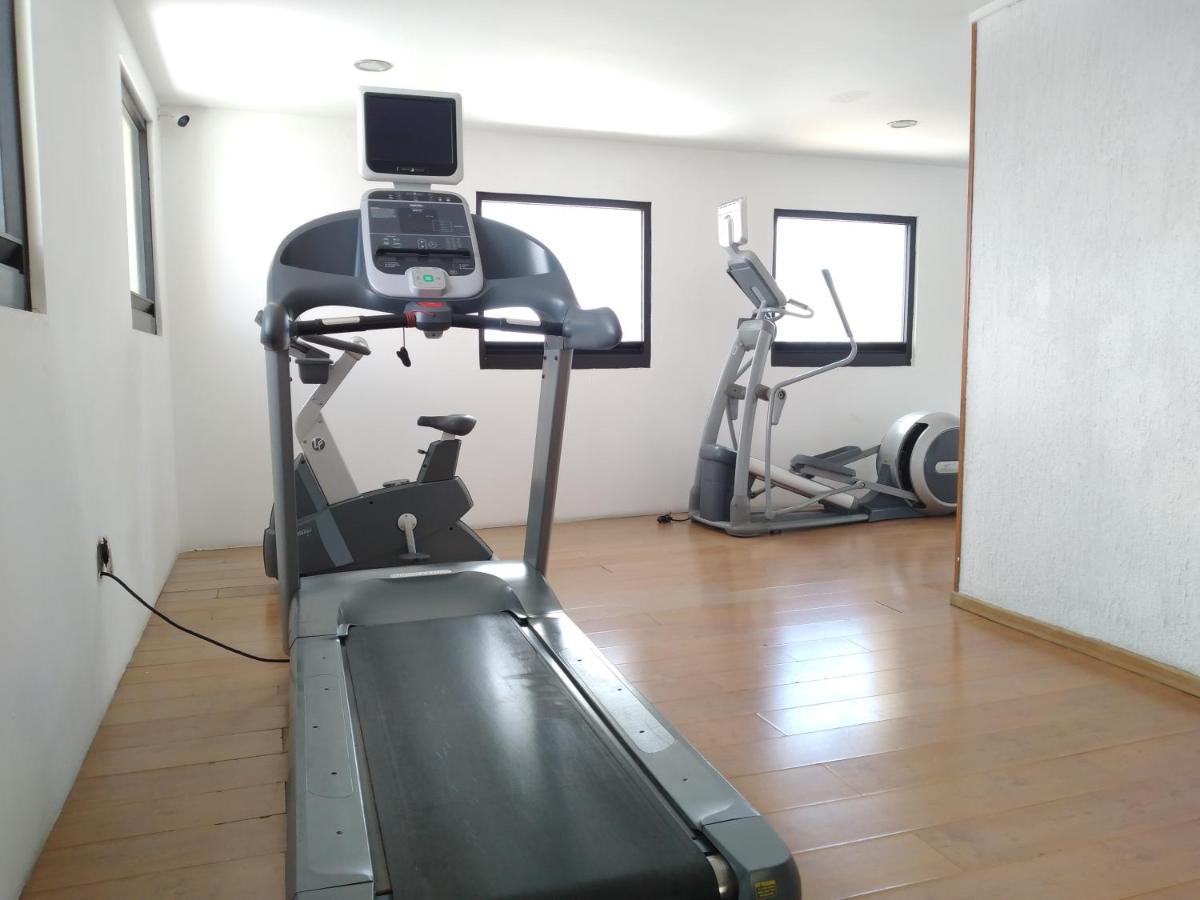 Hotel Campestre Inn Леон Экстерьер фото