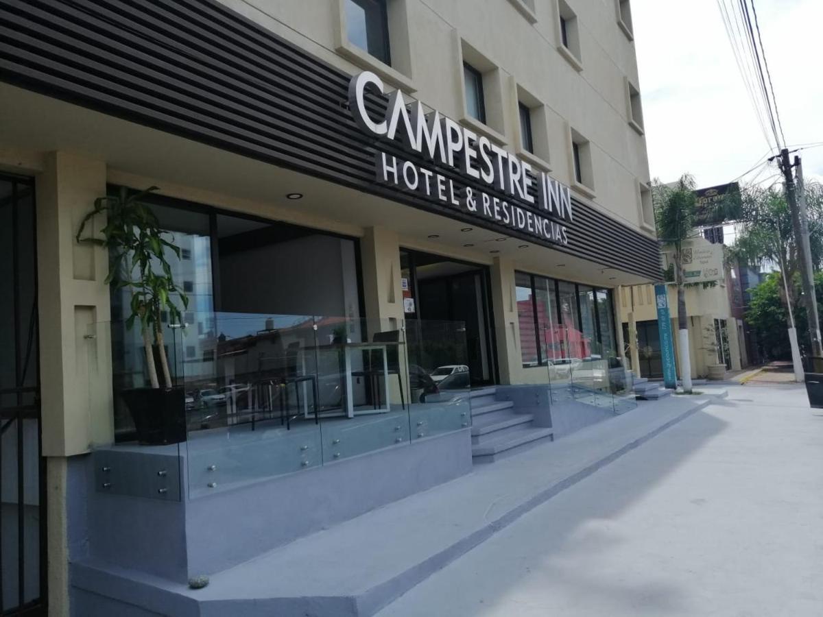 Hotel Campestre Inn Леон Экстерьер фото